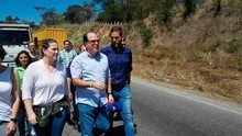 Diputados caminan hasta San Juan de los Morros tras guarimba...