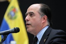 Julio Borges: Gobierno expolia el tesoro público en lugar de...