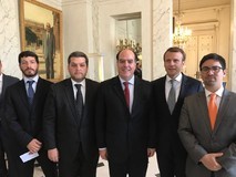Julio Borges desde Francia: El gobierno tiene que abrir las ...