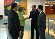 Julio Borges a Merkel: Lucha por la democracia y contra el t...