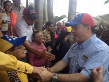 Julio Borges: El pueblo de Nueva Esparta sigue en las colas ...