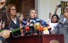 Karim Vera: “Maduro nos condena a morir de hambre”
