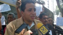 Justicia Obrera: Trabajadores de la Salud exigieron al Min-T...