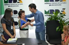 Carlos García honra compromisos laborales con personal jubil...