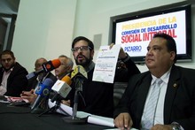 Miguel Pizarro: Nadie corre riesgo para buscar comida por gu...