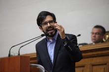Miguel Pizarro: El país tiene recursos para dar cestatickets...