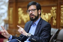 Miguel Pizarro: "Seguiremos en las calles incluso cuand...