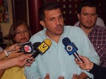 Marcos Figueroa: Quién trata de tapar las cosas algo oculta