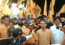 Pedro Torres exige información sobre paradero de detenidos e...