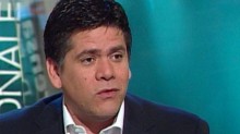 Rafael Guzmán: Hay aviones repletos de medicinas esperando p...