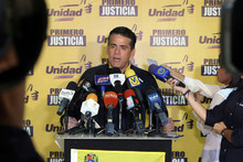 Rafael Guzmán: En diez años le han quitado seis ceros a la m...