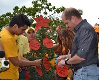 Ángel Medina: La felicidad de los venezolanos en Navidad no ...