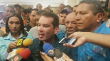 Tomás Guanipa rechaza salida de circulación de la edición im...