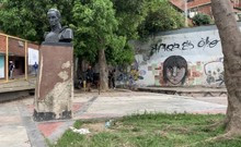 Carlos Ocariz denuncia grave deterioro de la Plaza Bolívar d...